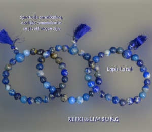 lapis-lazuli-met-flosje-8-mm-removebg-preview