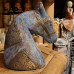 Paardenhoofd | massief hout & beslag