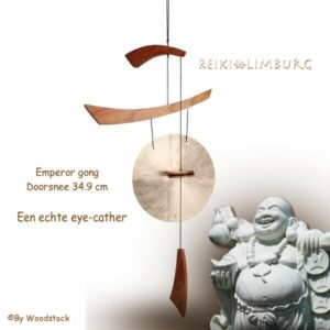 Keizers-Gong van Woodstock | 25.4 of 34.9 cm.